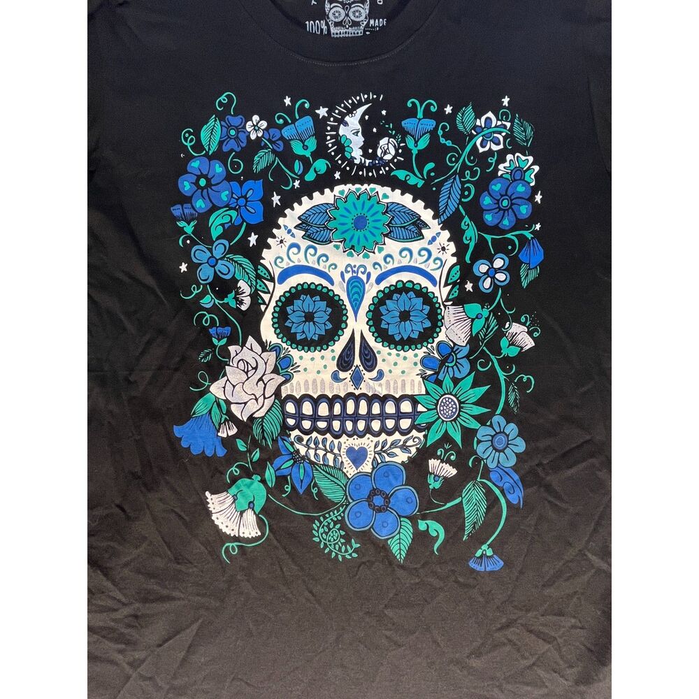 Tesoros Trading Co 100% Cotton Day of the Dead T-shirt Size Medium. Made in Peru